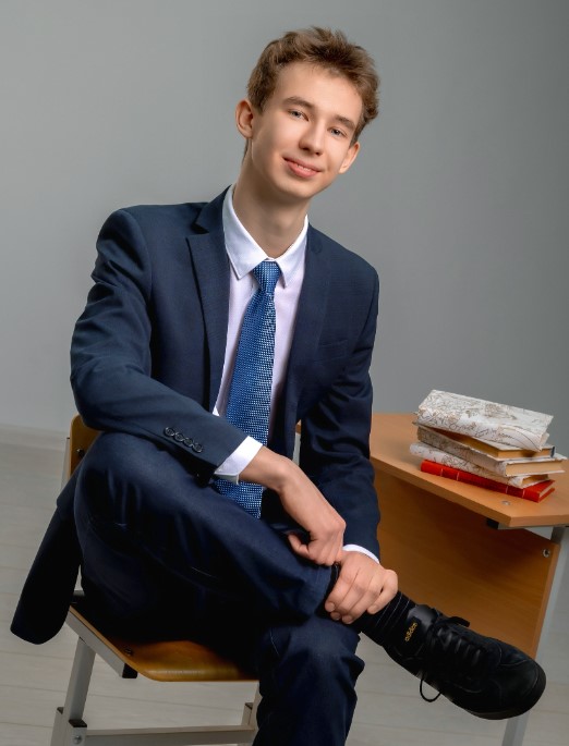 Пересторонин Игнат.