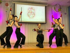 Концерт к 8 марта.